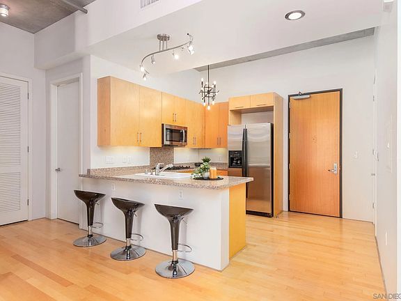4th image of 1050 Island Ave Unit 520
