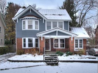 3416 Bradford Rd, Cleveland Heights, OH 44118
