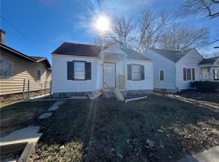 241 W Garfield Ave, Decatur, IL 62526