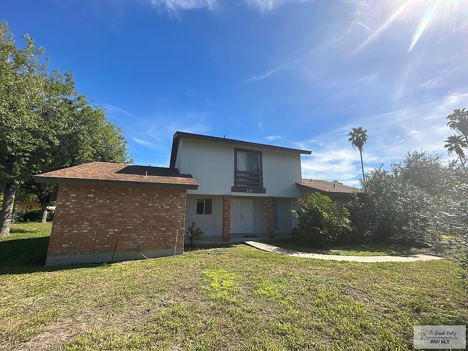 1st image of 219 Balboa Ave