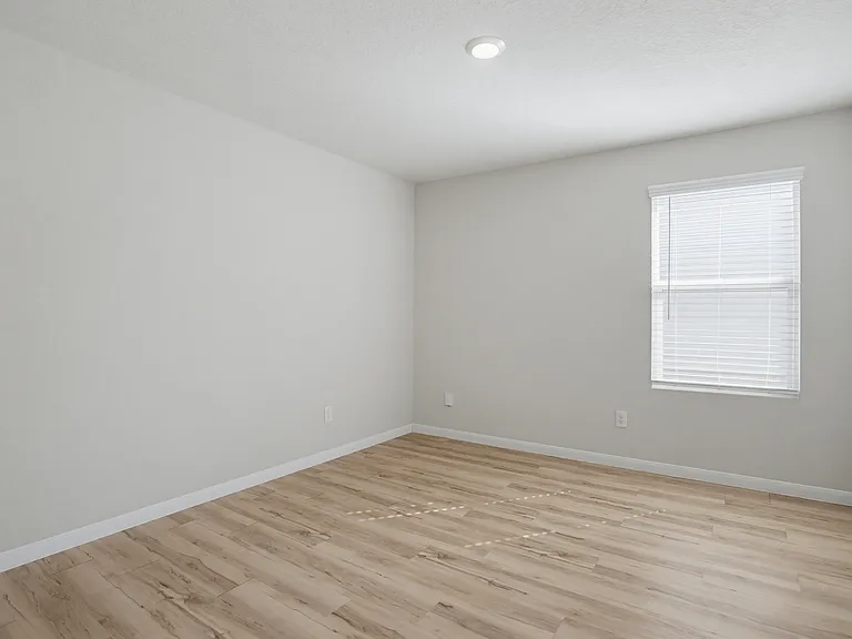 13138 Rosemary Cv — Photo 19