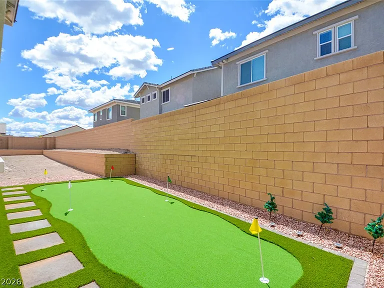 141 Neverland Ave — Photo 34