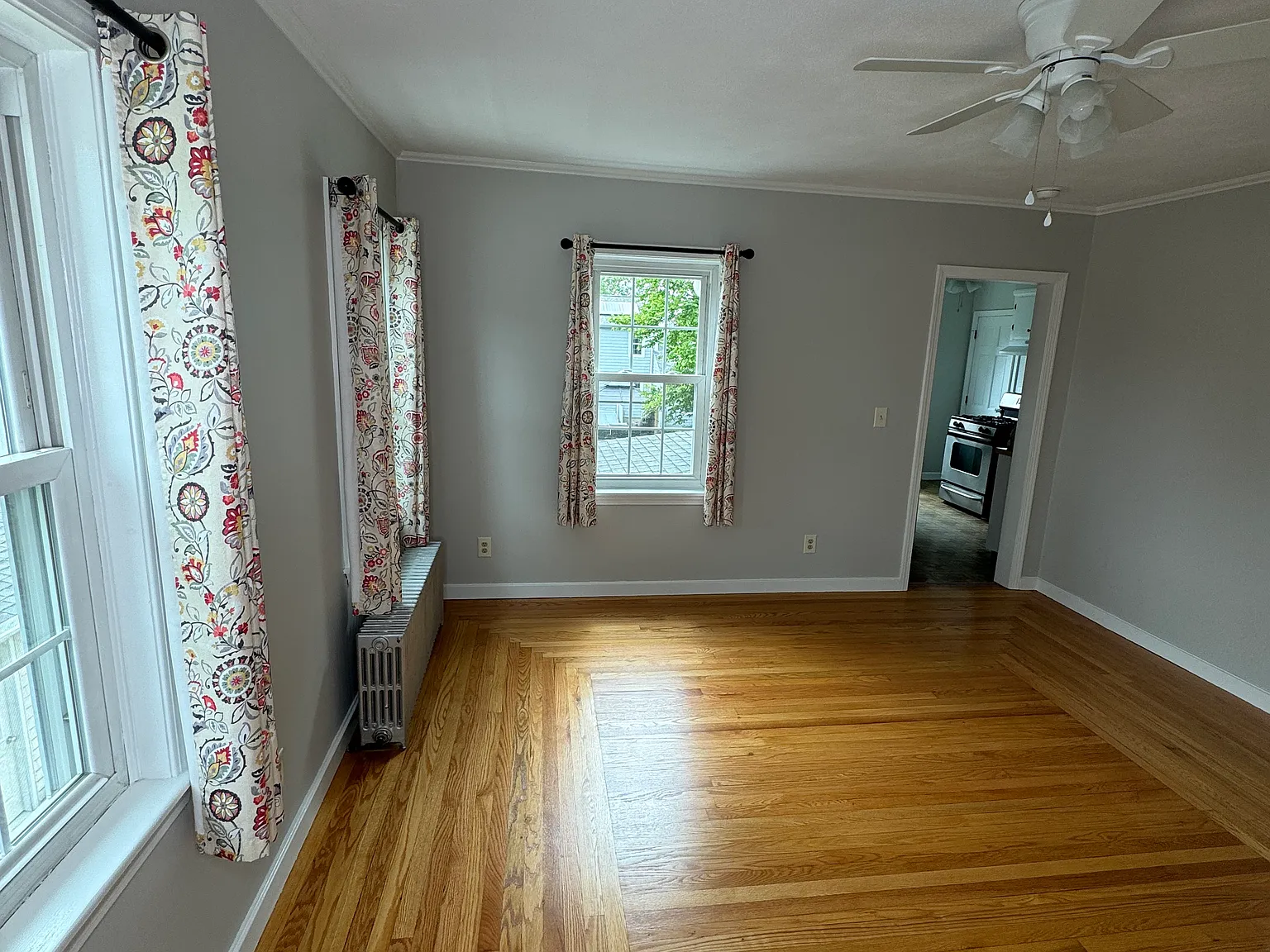 53 Pettaconsett Ave — Photo 3