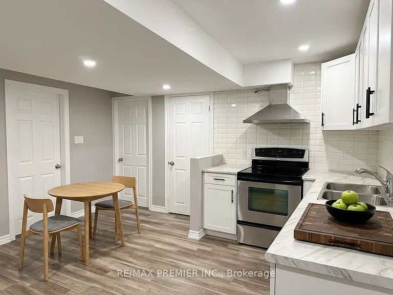 85 Livingston Rd — Photo 6