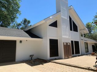39294 Fair Oaks Dr, Oakhurst, CA