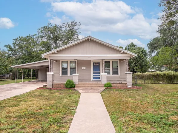 1104 S Walnut St, Brady, TX 76825
