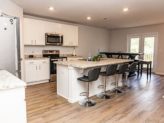 4th image of 3268 Chapelwood Dr