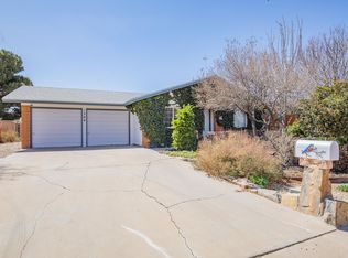 1504 Walnut Dr, Alamogordo, NM 88310