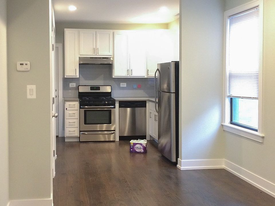 1st image of 2321 N Southport Ave #1
