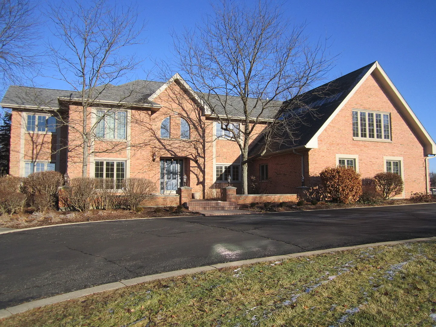 8 Moate Ln photo 1