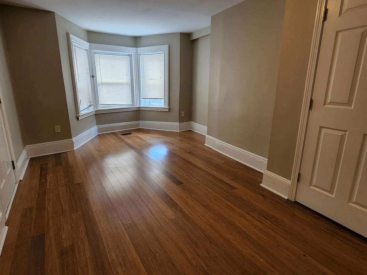 1 bed, $1,800 — Photo 1