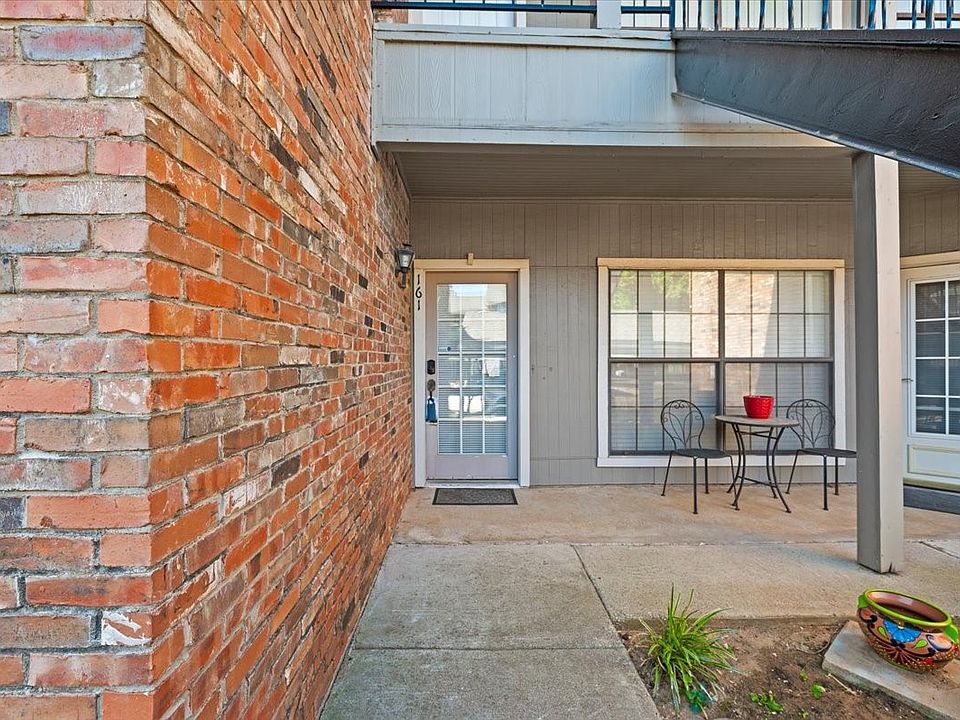 1st image of 400 Pebble Way APT 161