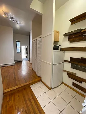 Rented by Best Apartments North Inc | media 19