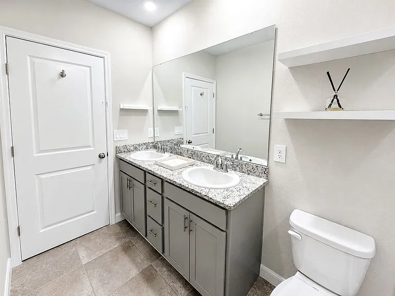 6604 Serenity Fall Ln — Photo 25