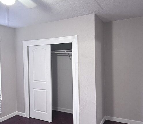 5th image of 207 Bradford Ave Unit 2