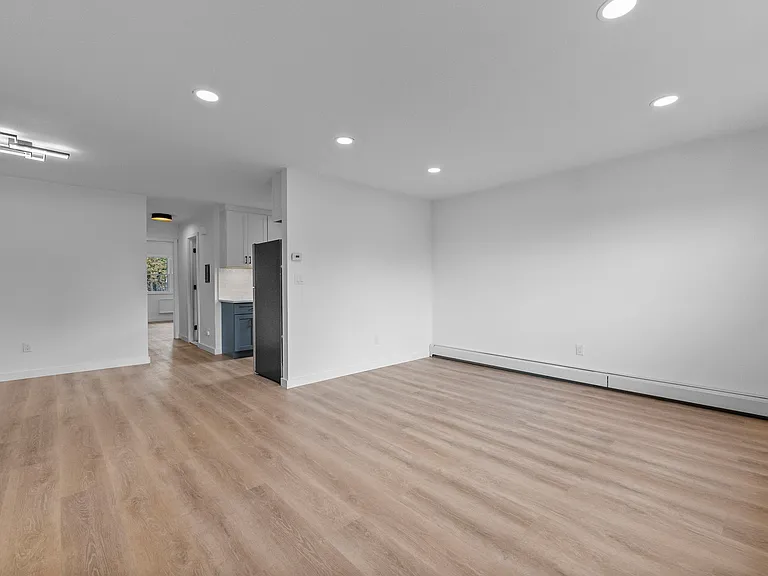 313 Grantwood Blvd #6 — Photo 3