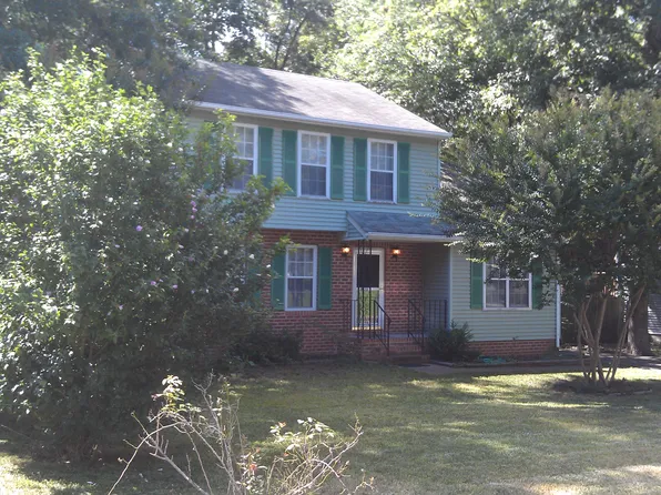5012 Cedarbend Ln, North Chesterfield, VA 23237
