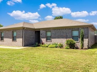 26 Saye St, Vilonia, AR 72173