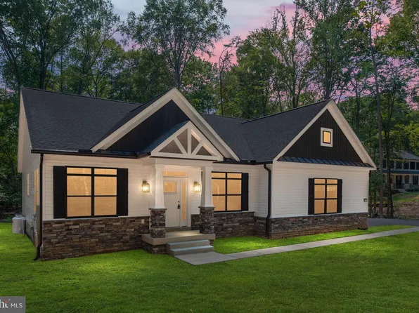 185 Infinity Ln, Stafford, VA 22556