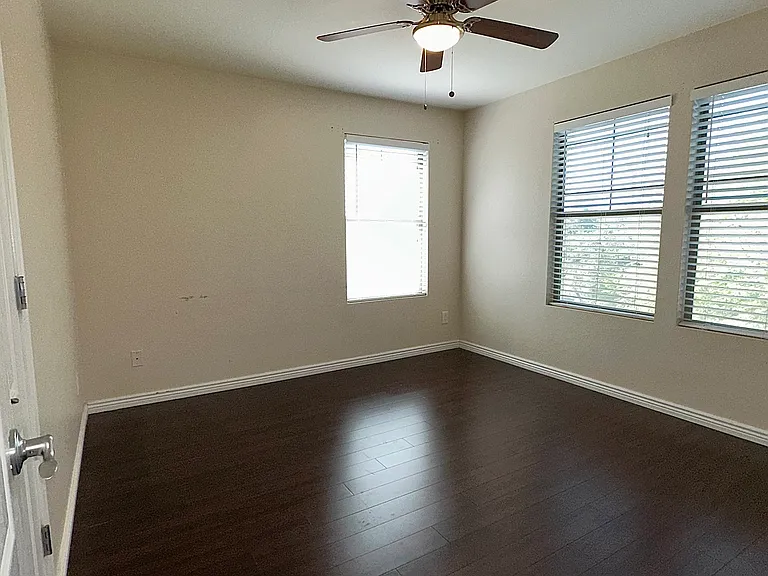 4388 E Selena Dr — Photo 7