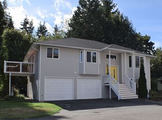 13810 Ash Way, Everett, WA