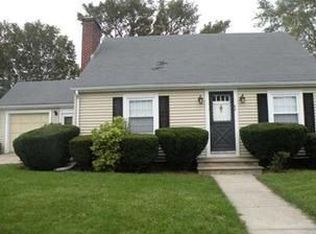66 Howland Ave, East Providence, RI 02914