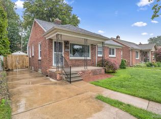 1339 Venice St, Dearborn, MI 48124