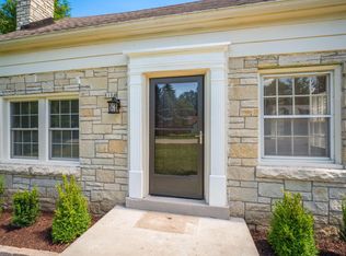 8104 North 44th STREET, Milwaukee, WI 53223