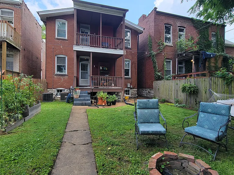 528 Dover Pl — Photo 18