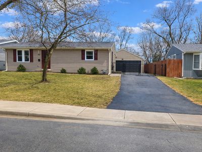 222 Harrison St, Carpentersville, IL, 60110