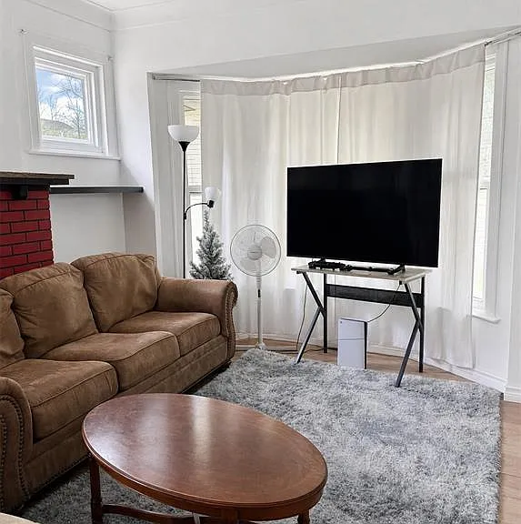 494 Rankin Ave — Photo 2