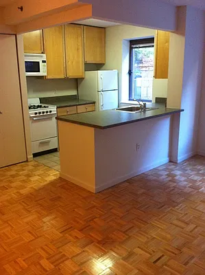 Rented by Besen Partners, LLC | media 22