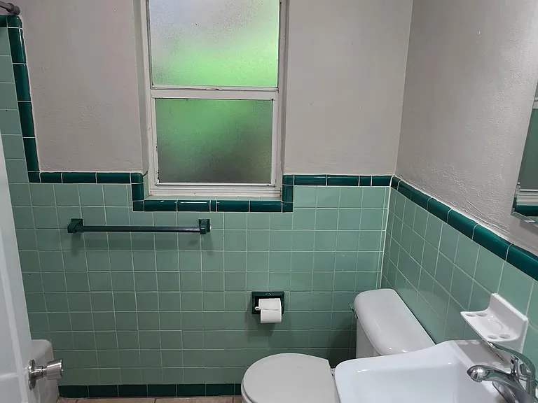 217 Beale St — Photo 7