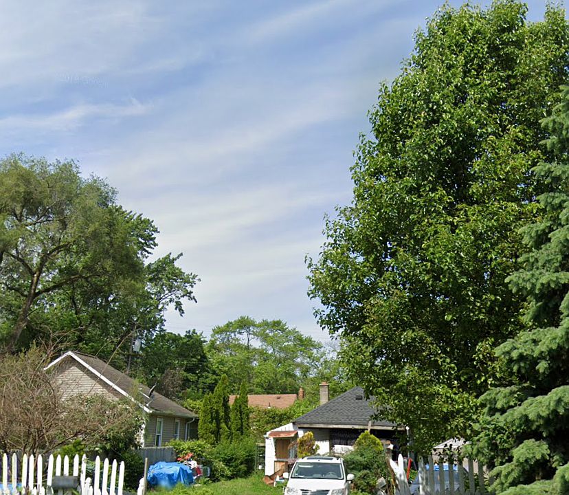 2nd image of 6359 Montrose St