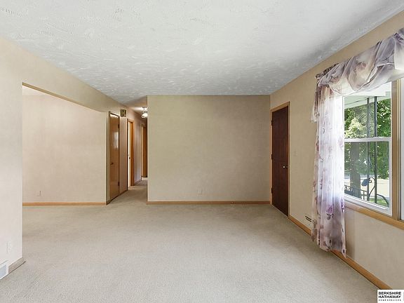 3rd image of 1721 N 84th St