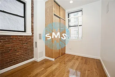 Rented by Space Marketing Shop