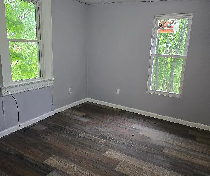 1015 Clay Ave #1 — Photo 3