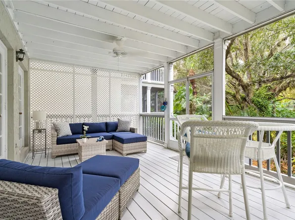 1215 Winding Oaks Cir E APT 403, Vero Beach, FL 32963