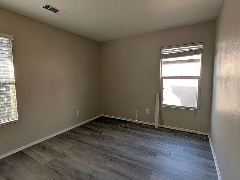 28623 Avalon Ave — Photo 14