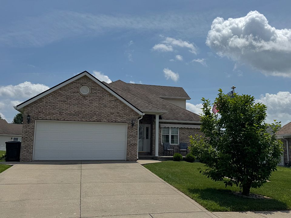 1st image of 1626 N Nieman Dr