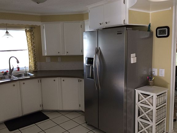 4th image of 740 Gloriosa Dr
