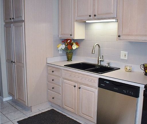 5th image of 7397 Yorktown Ct