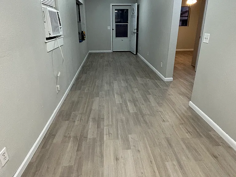 4233 Clay St — Photo 4