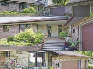 1211 Birdie Ln, Holland, MI 49423