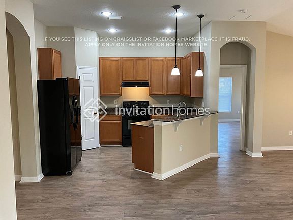 5th image of 2303 Roanoke Springs Dr