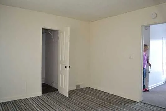 1420 W Michigan Ave — Photo 13