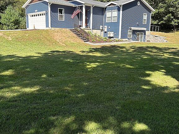 3rd image of 11896 Bluewater Hwy