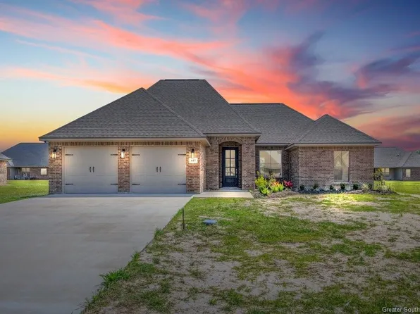 613 Walnut, Iowa, LA 70647