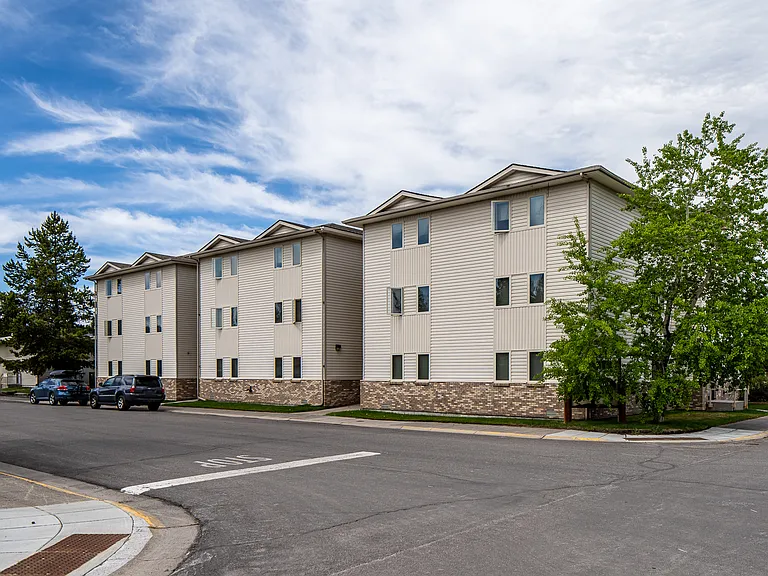 Buffalo Jump Apartments — Photo 2