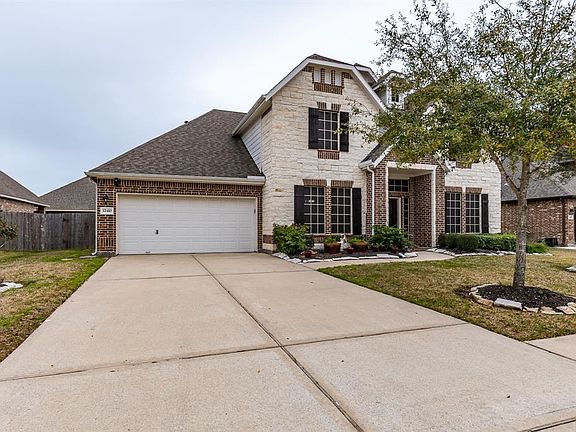 2nd image of 12410 Agate Ln